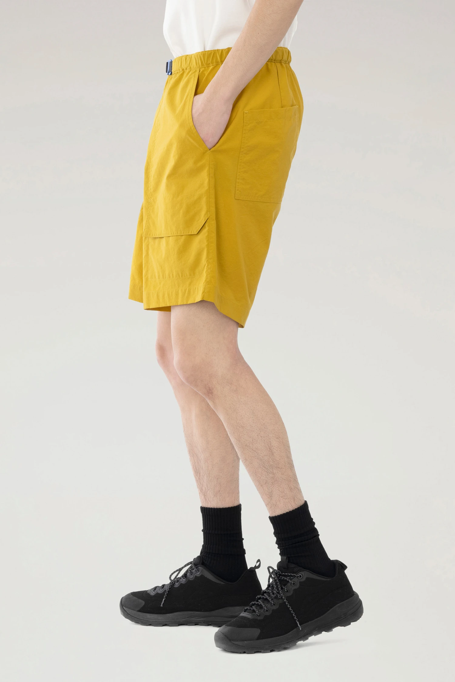 Woolrich Pantaloncini Ranch In Nylon Riciclato - Uomo - Giallo 4 Woolrich Pantaloncini Ranch In Nylon Riciclato - Uomo - Giallo - immagine 2