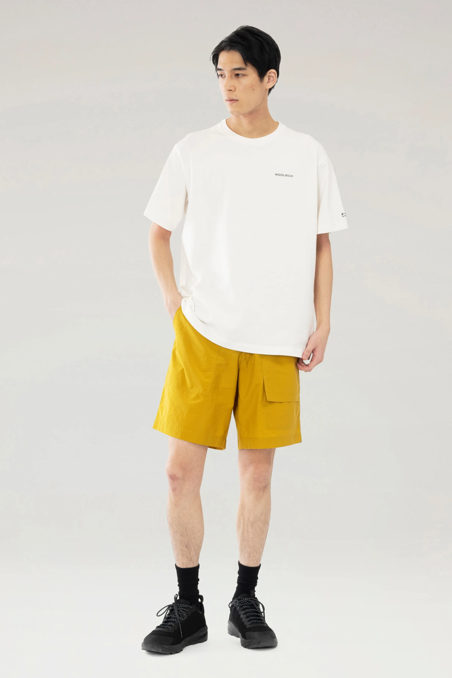 Woolrich Pantaloncini Ranch In Nylon Riciclato - Uomo - Giallo 6 Woolrich Pantaloncini Ranch In Nylon Riciclato - Uomo - Giallo - immagine 4