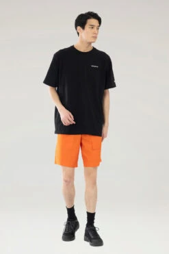 Woolrich T-shirt In Puro Cotone Con Stampa Sul Retro - Uomo - Nero -Offerta Economica Vestiario CFWJTE0058MRUT3487 K 2