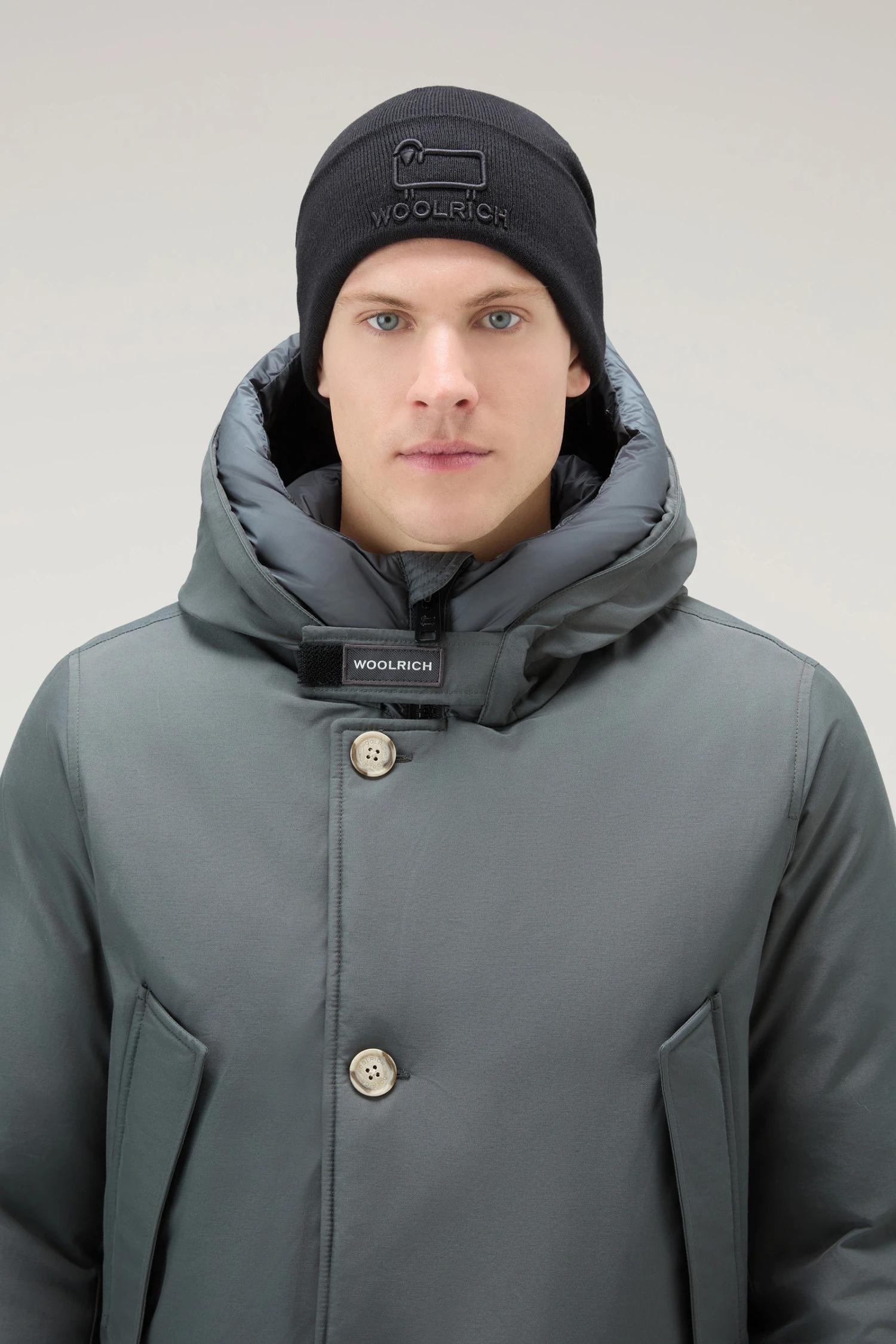 Woolrich Berretto Unisex In Cotone Misto Lana - Unisex - Nero 6 Woolrich Berretto Unisex In Cotone Misto Lana - Unisex - Nero - immagine 4