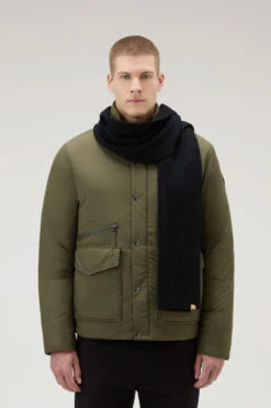 Woolrich Sciarpa A Costine In Pura Lana Vergine Merino - Uomo - Nero 9 Woolrich Sciarpa A Costine In Pura Lana Vergine Merino - Uomo - Nero -Offerta Economica Vestiario CFWOAC0235MRUF0428 100 3