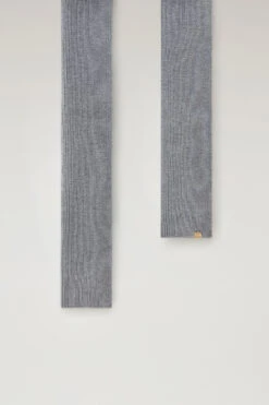 Woolrich Sciarpa A Costine In Pura Lana Vergine Merino - Uomo - Grigio 7 Woolrich Sciarpa A Costine In Pura Lana Vergine Merino - Uomo - Grigio -Offerta Economica Vestiario CFWOAC0235MRUF0428 117 1