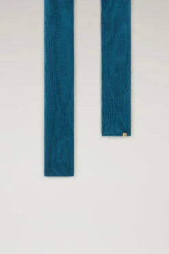 Woolrich Sciarpa A Costine In Pura Lana Vergine Merino - Uomo - Blu 7 Woolrich Sciarpa A Costine In Pura Lana Vergine Merino - Uomo - Blu -Offerta Economica Vestiario CFWOAC0235MRUF0428 31093 1