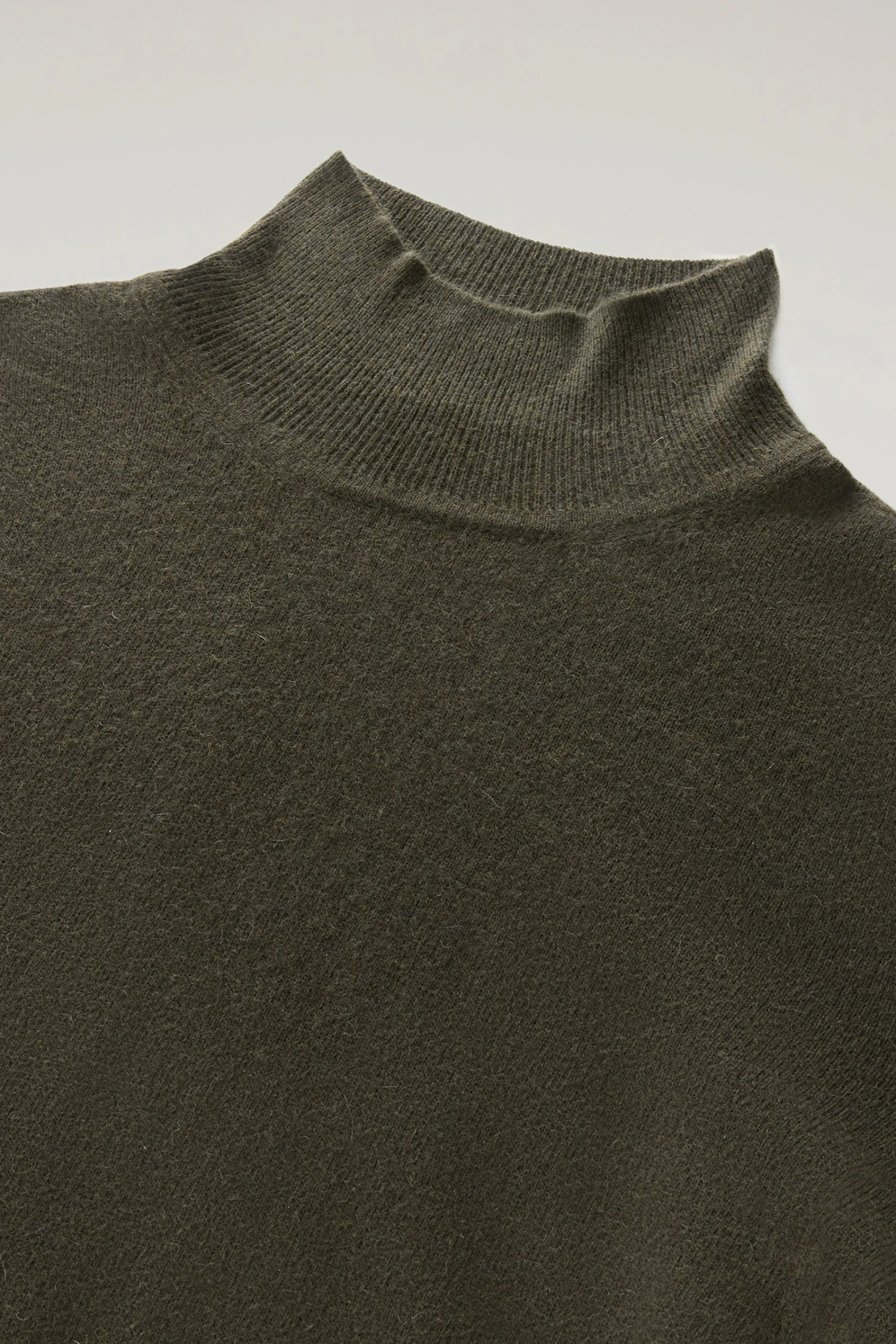 Woolrich Maglione A Collo Alto In Misto Lana Merino - Uomo - Verde 8 Woolrich Maglione A Collo Alto In Misto Lana Merino - Uomo - Verde - immagine 6