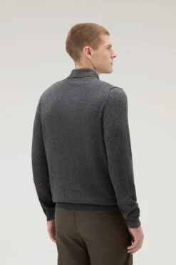 Woolrich Polo A Maniche Lunghe In Misto Lana Merino - Uomo - Grigio 12 Woolrich Polo A Maniche Lunghe In Misto Lana Merino - Uomo - Grigio -Offerta Economica Vestiario CFWOKN0233MRUF0706 1131 2