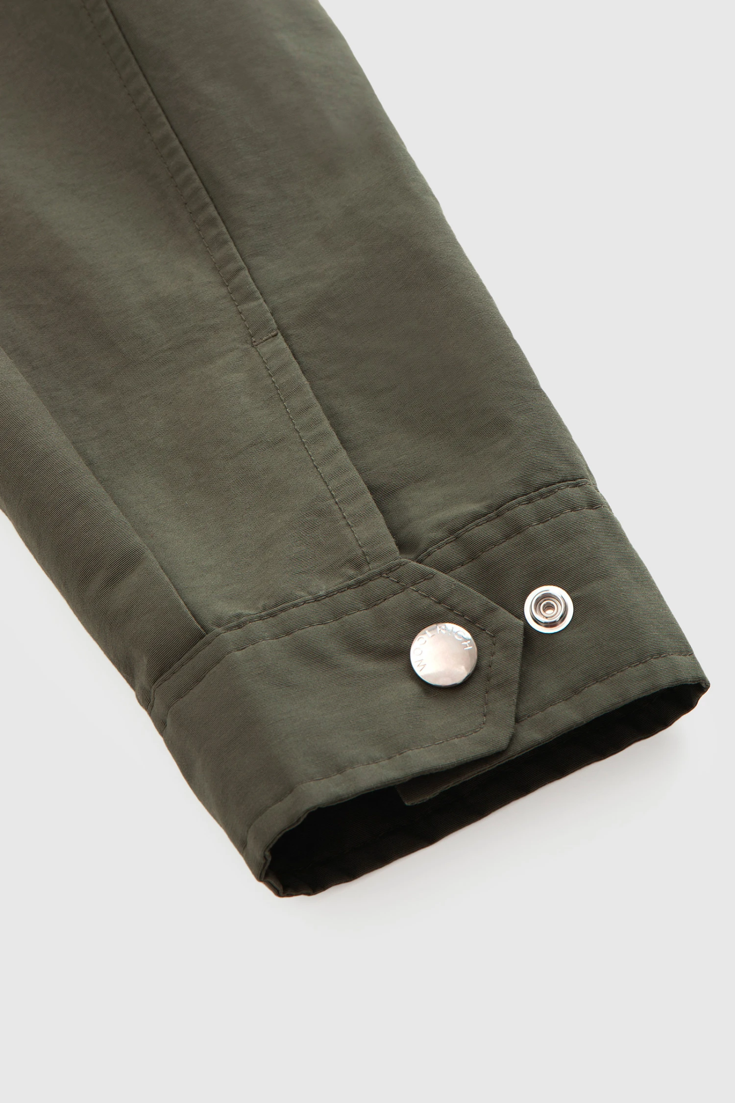 Woolrich Camicia Cruiser In Light Eco Ramar - Uomo - Verde 9 Woolrich Camicia Cruiser In Light Eco Ramar - Uomo - Verde - immagine 7