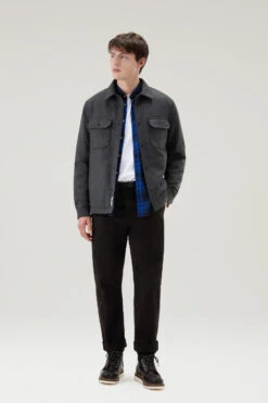 Woolrich Giacca A Camicia Imbottita Alaskan In Misto Lana Italiana Riciclata - Uomo - Grigio 14 Woolrich Giacca A Camicia Imbottita Alaskan In Misto Lana Italiana Riciclata - Uomo - Grigio -Offerta Economica Vestiario CFWOOS0066MRUT3190 1131 1