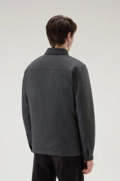 Woolrich Giacca A Camicia Imbottita Alaskan In Misto Lana Italiana Riciclata - Uomo - Grigio 15 Woolrich Giacca A Camicia Imbottita Alaskan In Misto Lana Italiana Riciclata - Uomo - Grigio -Offerta Economica Vestiario CFWOOS0066MRUT3190 1131 2