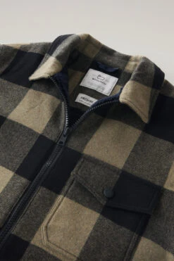 Woolrich Giacca A Camicia In Misto Lana Italiana Riciclata Foderata In Sherpa - Uomo - Verde -Offerta Economica Vestiario CFWOOS0101MRUT3046 6474 5