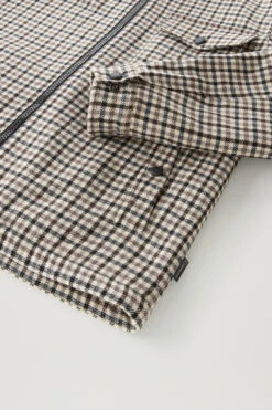 Woolrich Giacca A Camicia In Misto Lana Italiana Riciclata Foderata In Sherpa - Uomo - Beige 17 Woolrich Giacca A Camicia In Misto Lana Italiana Riciclata Foderata In Sherpa - Uomo - Beige -Offerta Economica Vestiario CFWOOS0101MRUT3046 8518 6