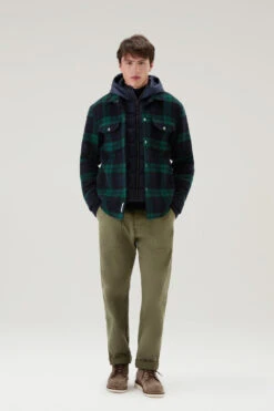 Woolrich Giacca A Camicia Con Pettorina Interna Imbottita Removibile Con Cappuccio - Uomo - Nero -Offerta Economica Vestiario CFWOOS0104MRUT3121 1632 1