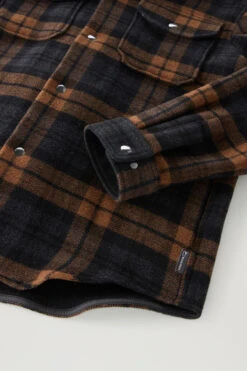 Woolrich Giacca A Camicia Con Pettorina Interna Imbottita Removibile Con Cappuccio - Uomo - Marrone -Offerta Economica Vestiario CFWOOS0104MRUT3121 7299 7