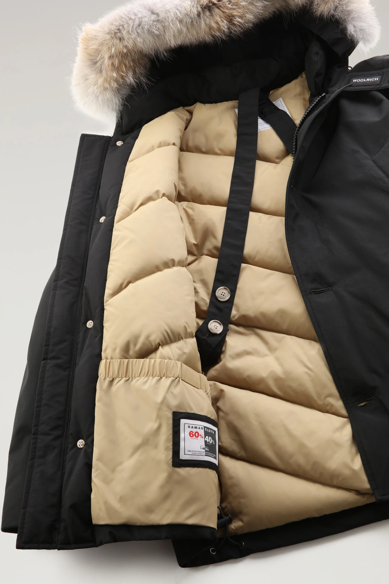 Woolrich Arctic Anorak In Ramar Cloth Con Pelliccia Removibile - Uomo - Nero 13 Woolrich Arctic Anorak In Ramar Cloth Con Pelliccia Removibile - Uomo - Nero - immagine 11