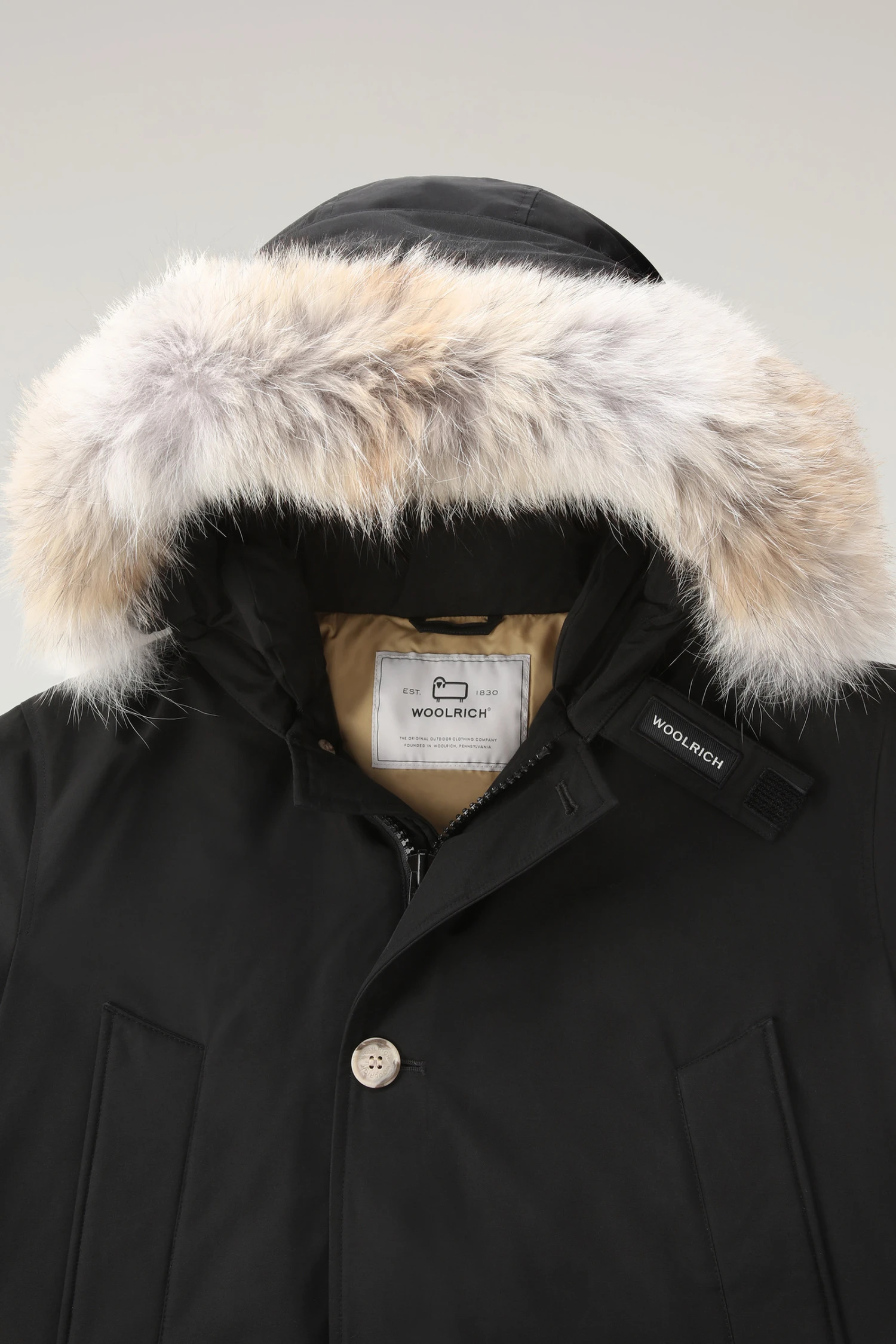 Woolrich Arctic Anorak In Ramar Cloth Con Pelliccia Removibile - Uomo - Nero 9 Woolrich Arctic Anorak In Ramar Cloth Con Pelliccia Removibile - Uomo - Nero - immagine 7