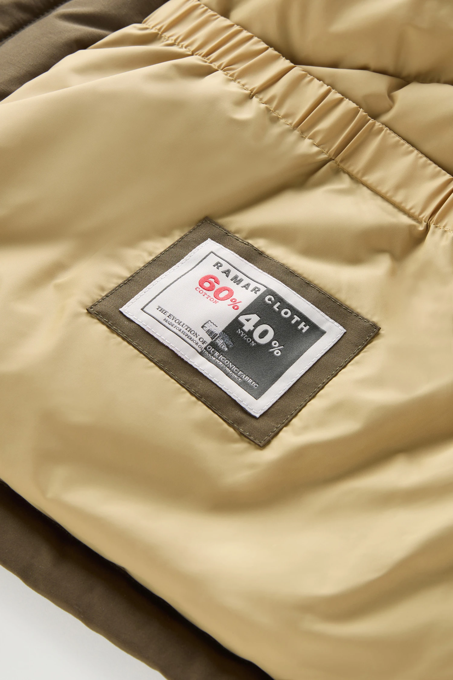 Woolrich Arctic Anorak In Ramar Cloth Con Pelliccia Removibile - Uomo - Verde 12 Woolrich Arctic Anorak In Ramar Cloth Con Pelliccia Removibile - Uomo - Verde - immagine 10