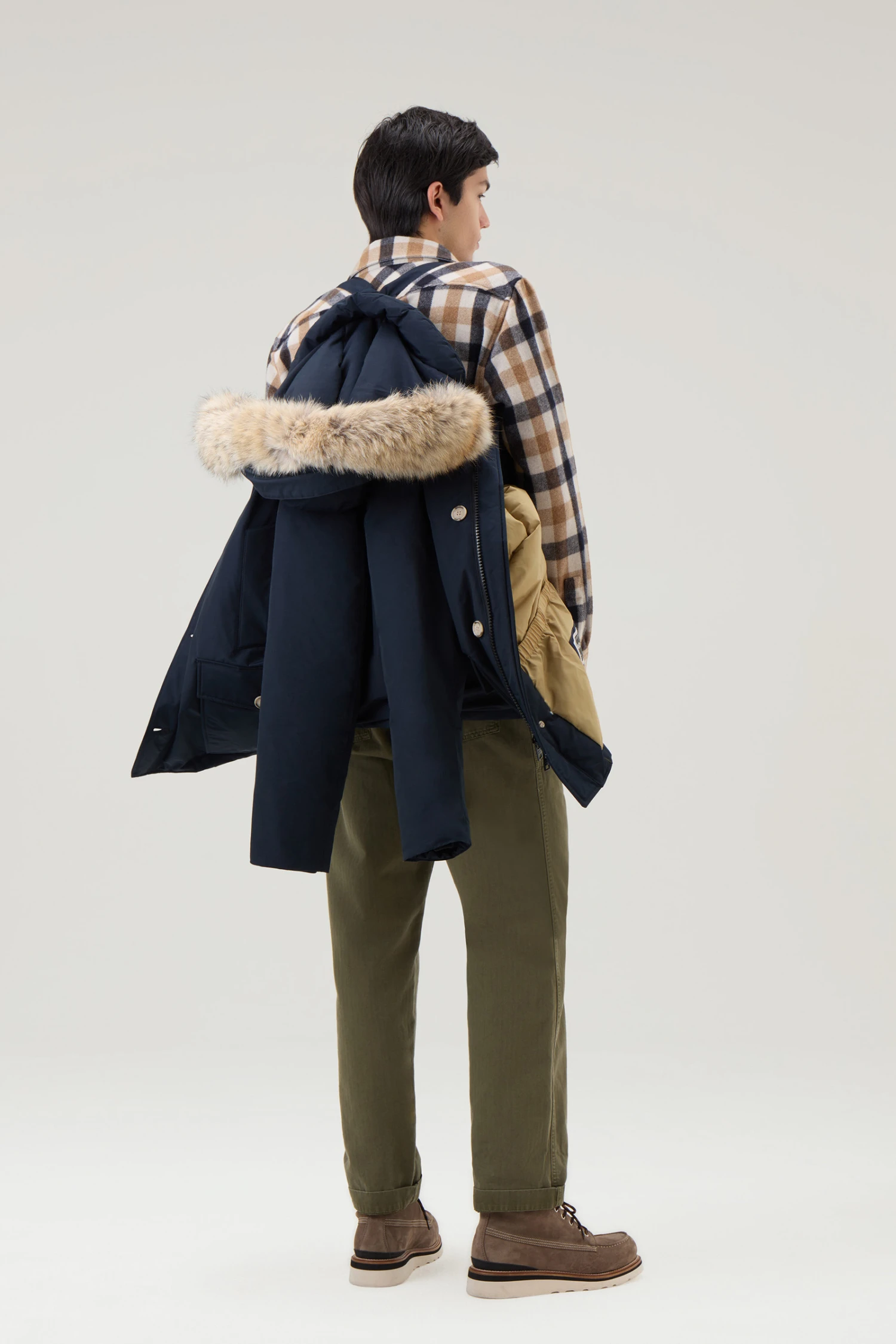 Woolrich Arctic Anorak In Ramar Cloth Con Pelliccia Removibile - Uomo - Blu 7 Woolrich Arctic Anorak In Ramar Cloth Con Pelliccia Removibile - Uomo - Blu - immagine 5