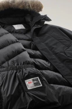 Woolrich Polar Parka In Ramar Cloth Con Collo Alto E Bordo In Pelliccia - Uomo - Nero 23 Woolrich Polar Parka In Ramar Cloth Con Collo Alto E Bordo In Pelliccia - Uomo - Nero -Offerta Economica Vestiario CFWOOU0486MRUT0001 BLK 10