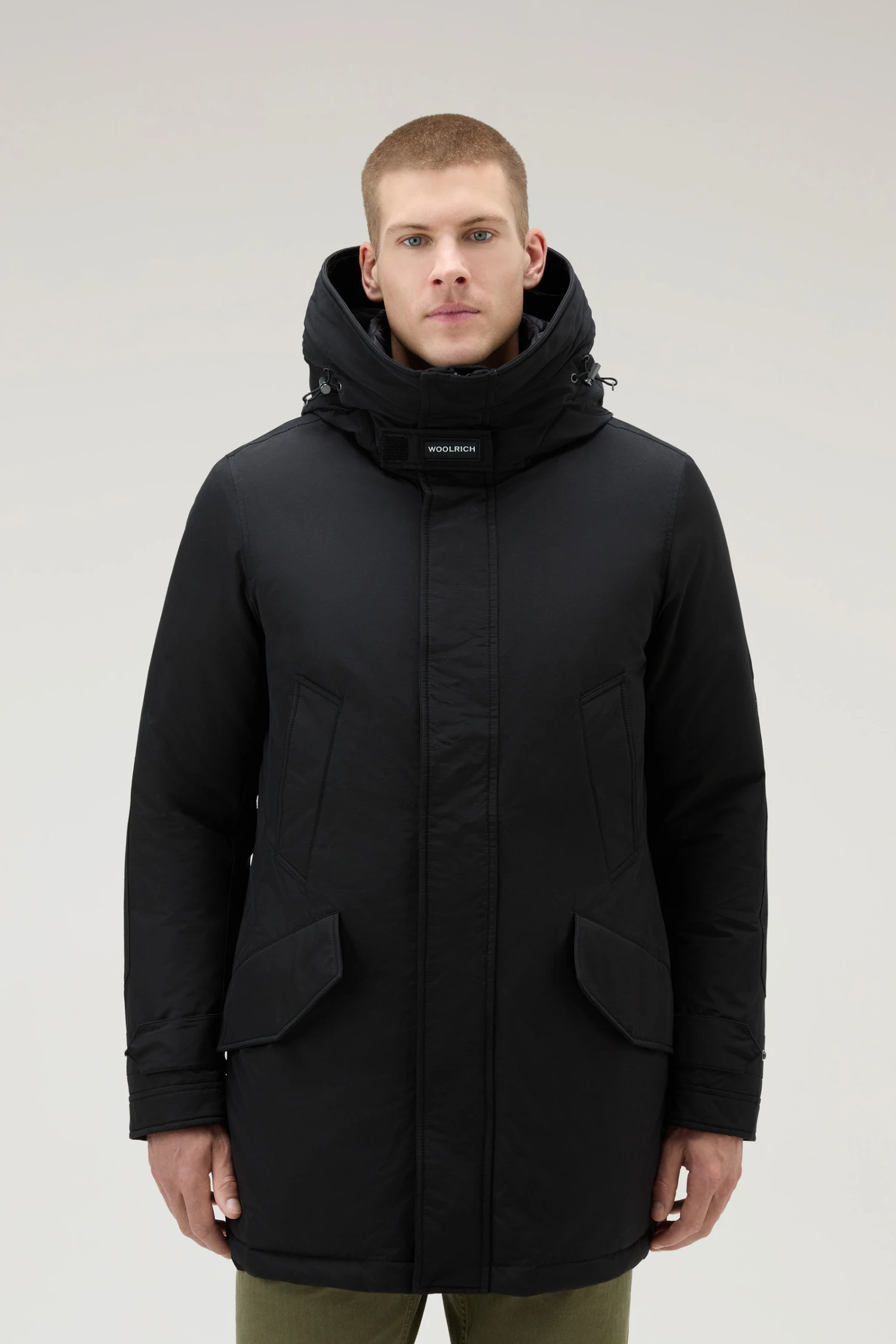 Woolrich Polar Parka In Ramar Cloth Con Collo Alto E Bordo In Pelliccia - Uomo - Nero 6 Woolrich Polar Parka In Ramar Cloth Con Collo Alto E Bordo In Pelliccia - Uomo - Nero - immagine 4