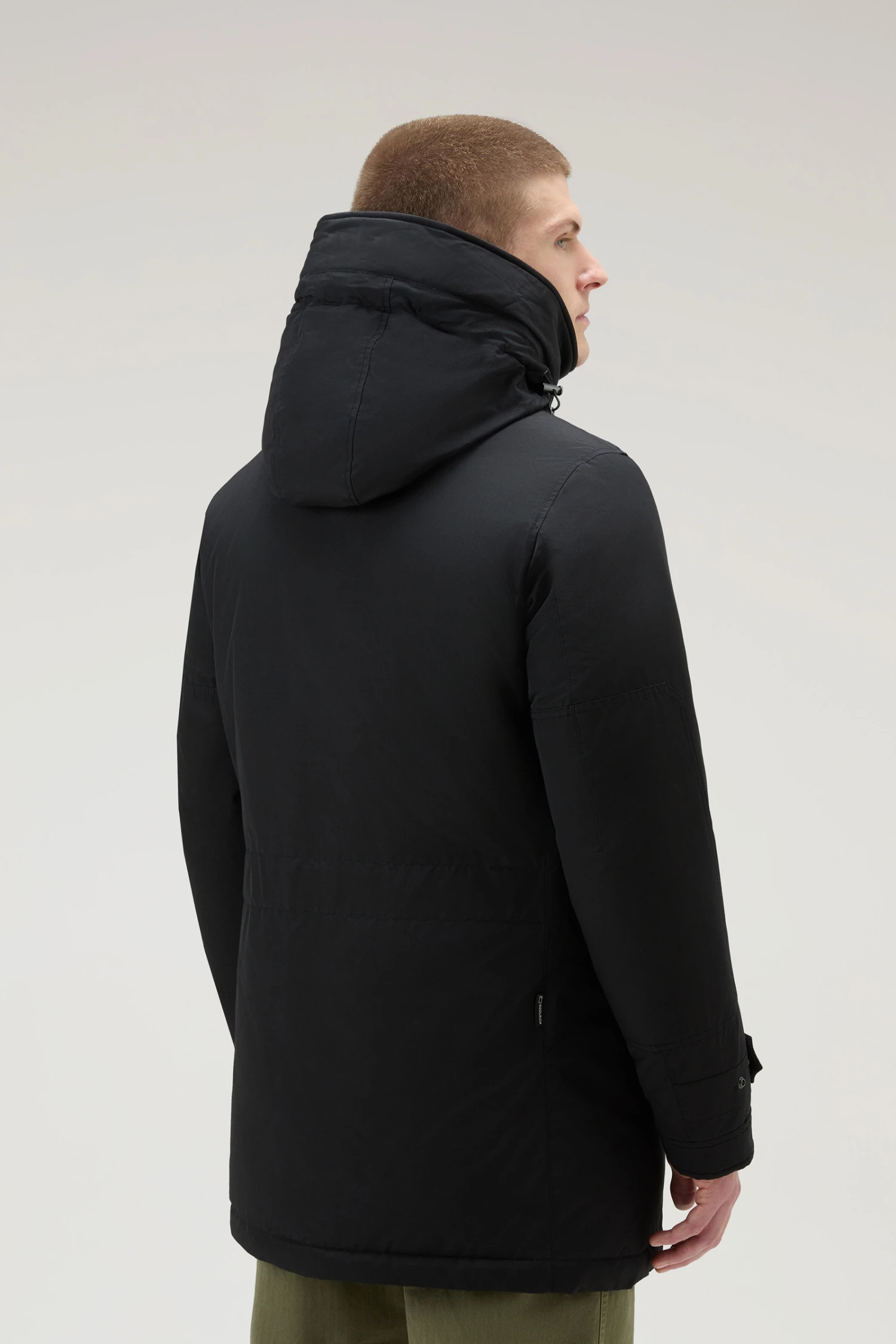 Woolrich Polar Parka In Ramar Cloth Con Collo Alto E Bordo In Pelliccia - Uomo - Nero 7 Woolrich Polar Parka In Ramar Cloth Con Collo Alto E Bordo In Pelliccia - Uomo - Nero - immagine 5