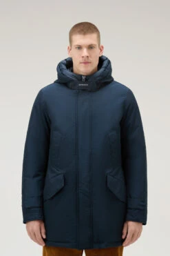Woolrich Polar Parka In Ramar Cloth Con Collo Alto - Uomo - Blu