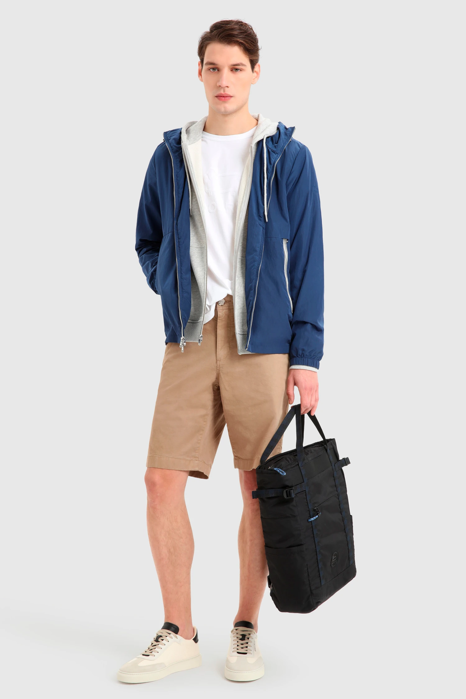 Woolrich Giacca A Vento Ultraleggera In Crinkle Nylon - Uomo - Blu 4 Woolrich Giacca A Vento Ultraleggera In Crinkle Nylon - Uomo - Blu - immagine 2