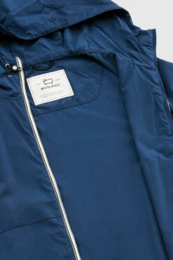 Woolrich Giacca A Vento Ultraleggera In Crinkle Nylon - Uomo - Blu 19 Woolrich Giacca A Vento Ultraleggera In Crinkle Nylon - Uomo - Blu -Offerta Economica Vestiario CFWOOU0531MRUT2874 31028 8
