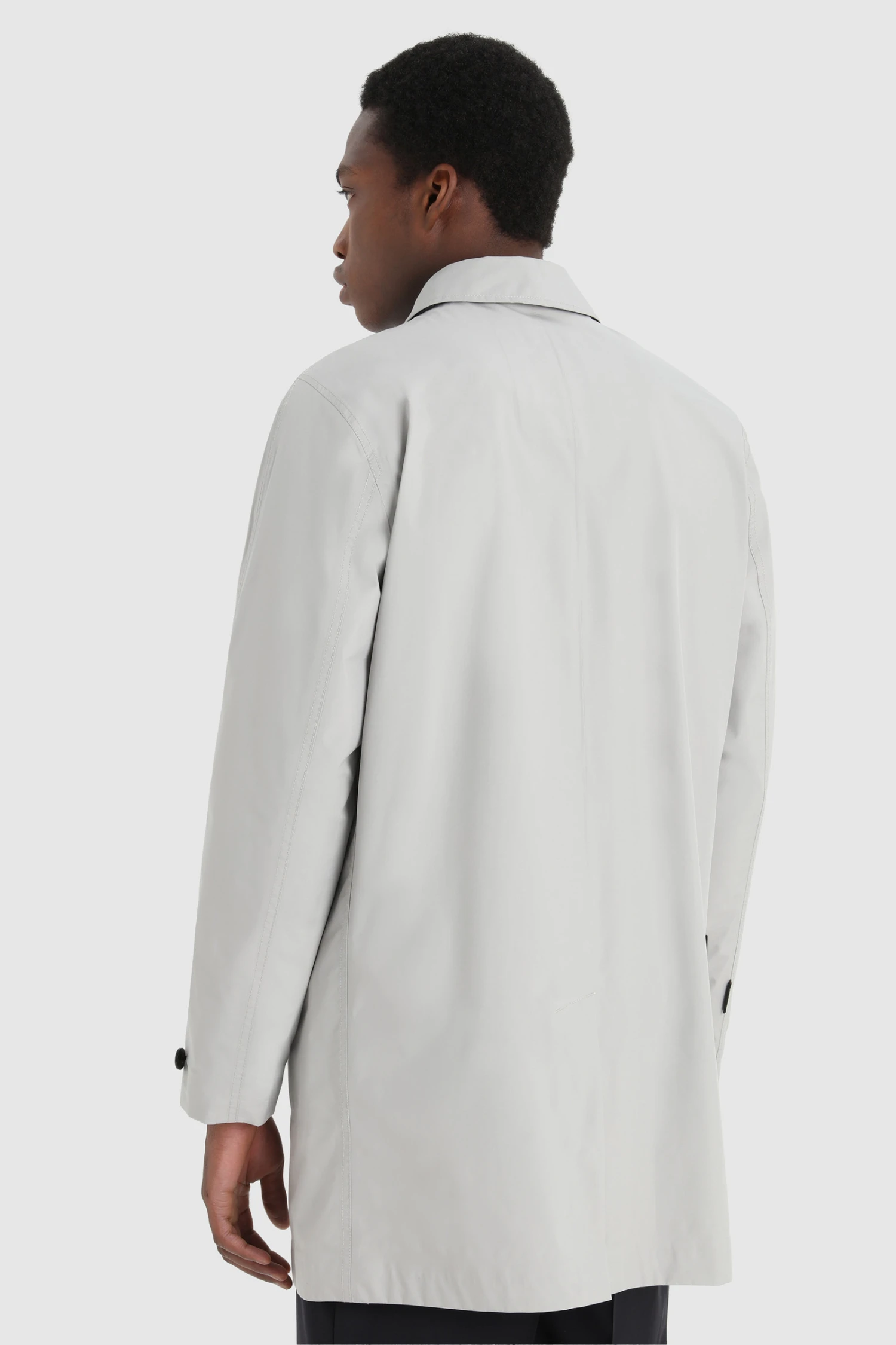 Woolrich Impermeabile High Tech Ultraleggero In GORE-TEX - Uomo - Grigio 5 Woolrich Impermeabile High Tech Ultraleggero In GORE-TEX - Uomo - Grigio - immagine 3