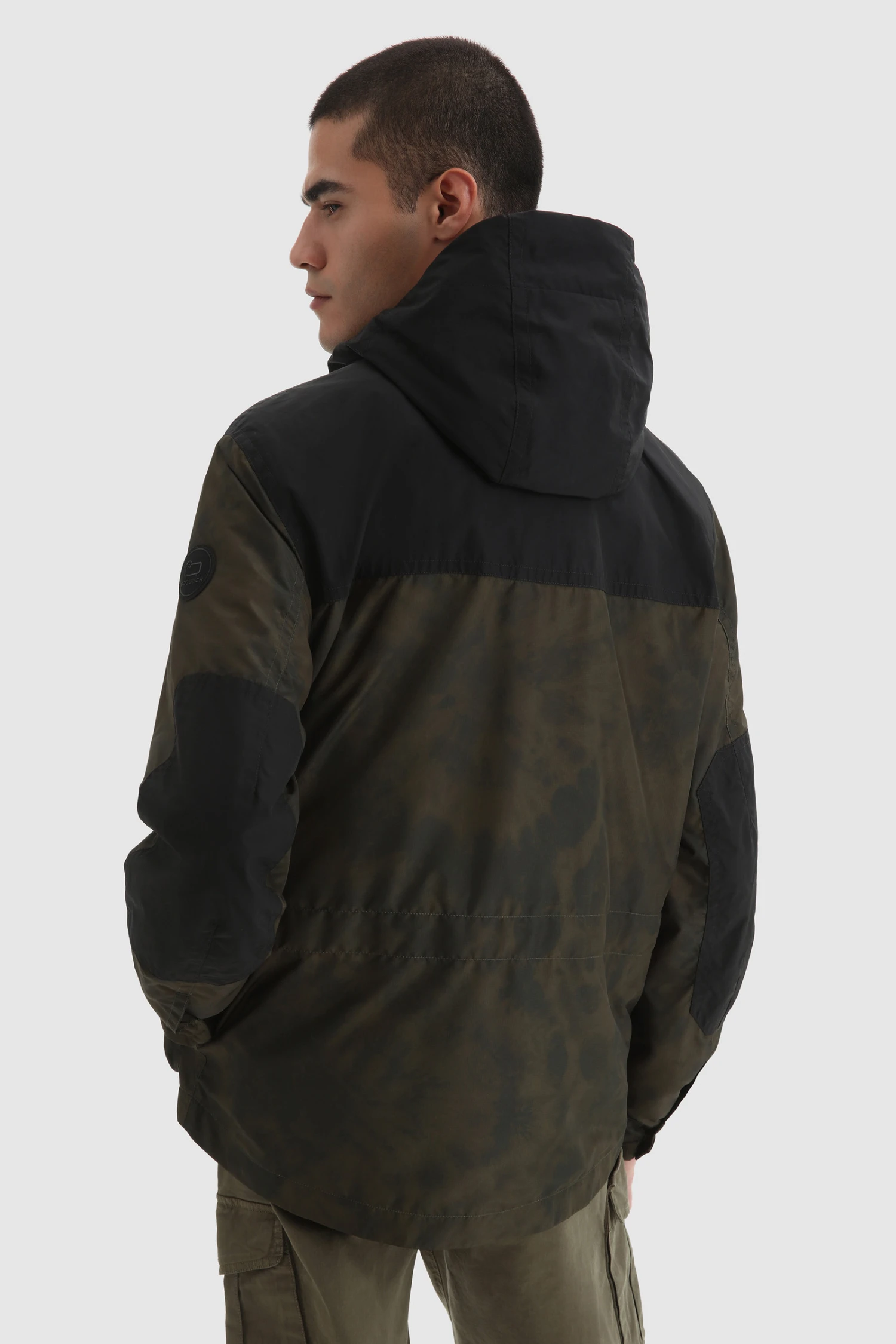 Woolrich Giacca Trek Leggera - Uomo - Verde 5 Woolrich Giacca Trek Leggera - Uomo - Verde - immagine 3