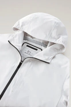 Woolrich Giacca Pacific Impermeabile Con Cappuccio - Uomo - Bianco -Offerta Economica Vestiario CFWOOU0693MRUT3280 1582 5