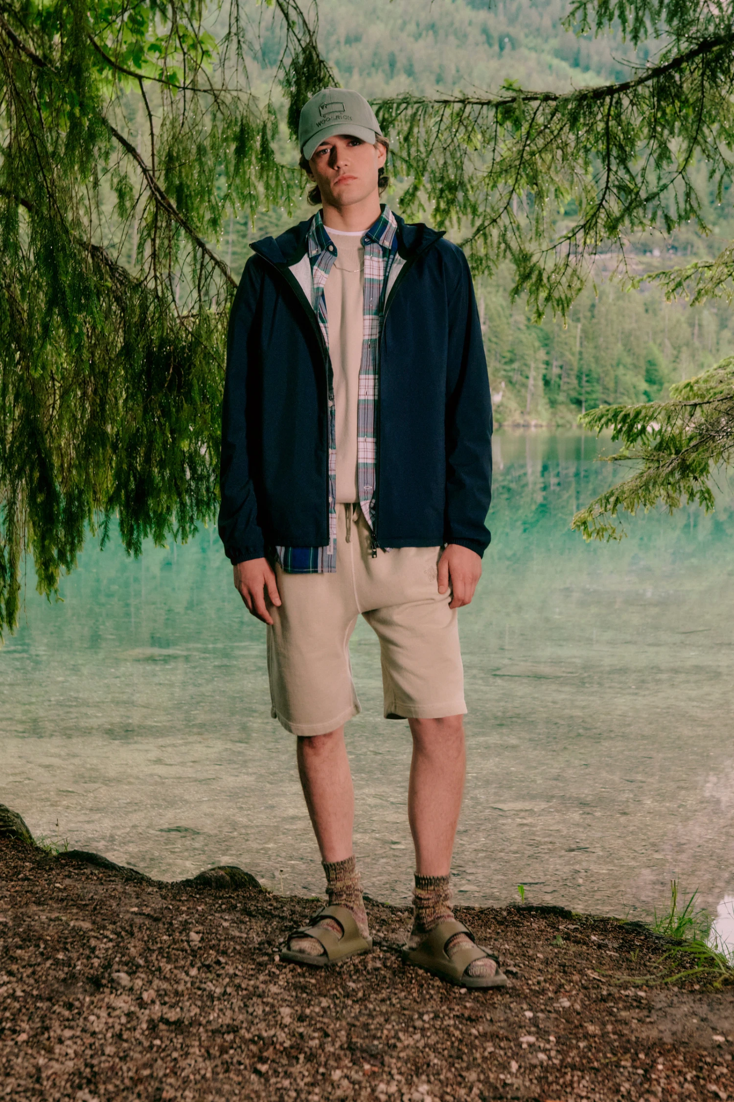 Woolrich Giacca Pacific Impermeabile Con Cappuccio - Uomo - Blu 13 Woolrich Giacca Pacific Impermeabile Con Cappuccio - Uomo - Blu - immagine 11