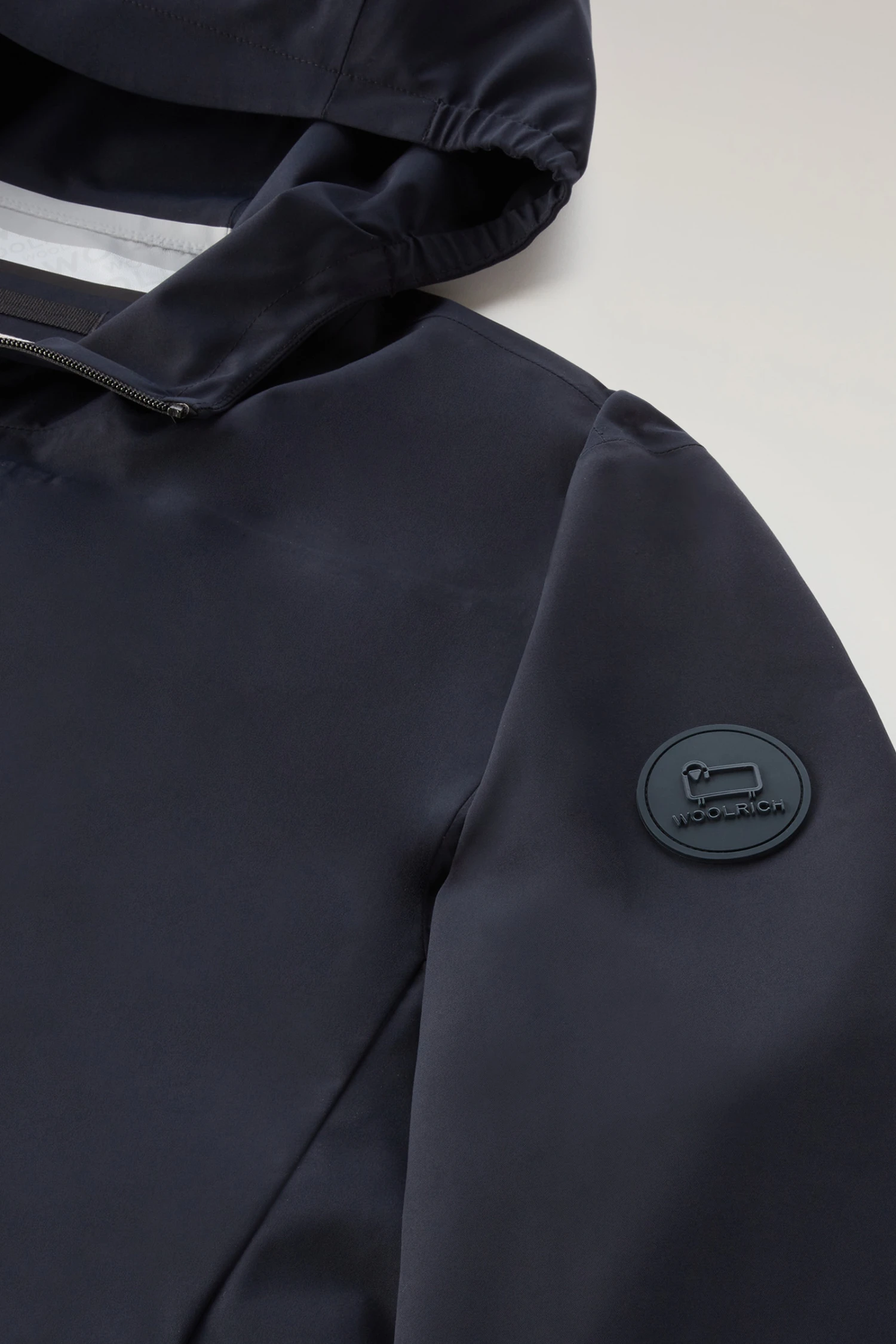 Woolrich Giacca Pacific Impermeabile Con Cappuccio - Uomo - Blu 9 Woolrich Giacca Pacific Impermeabile Con Cappuccio - Uomo - Blu - immagine 7