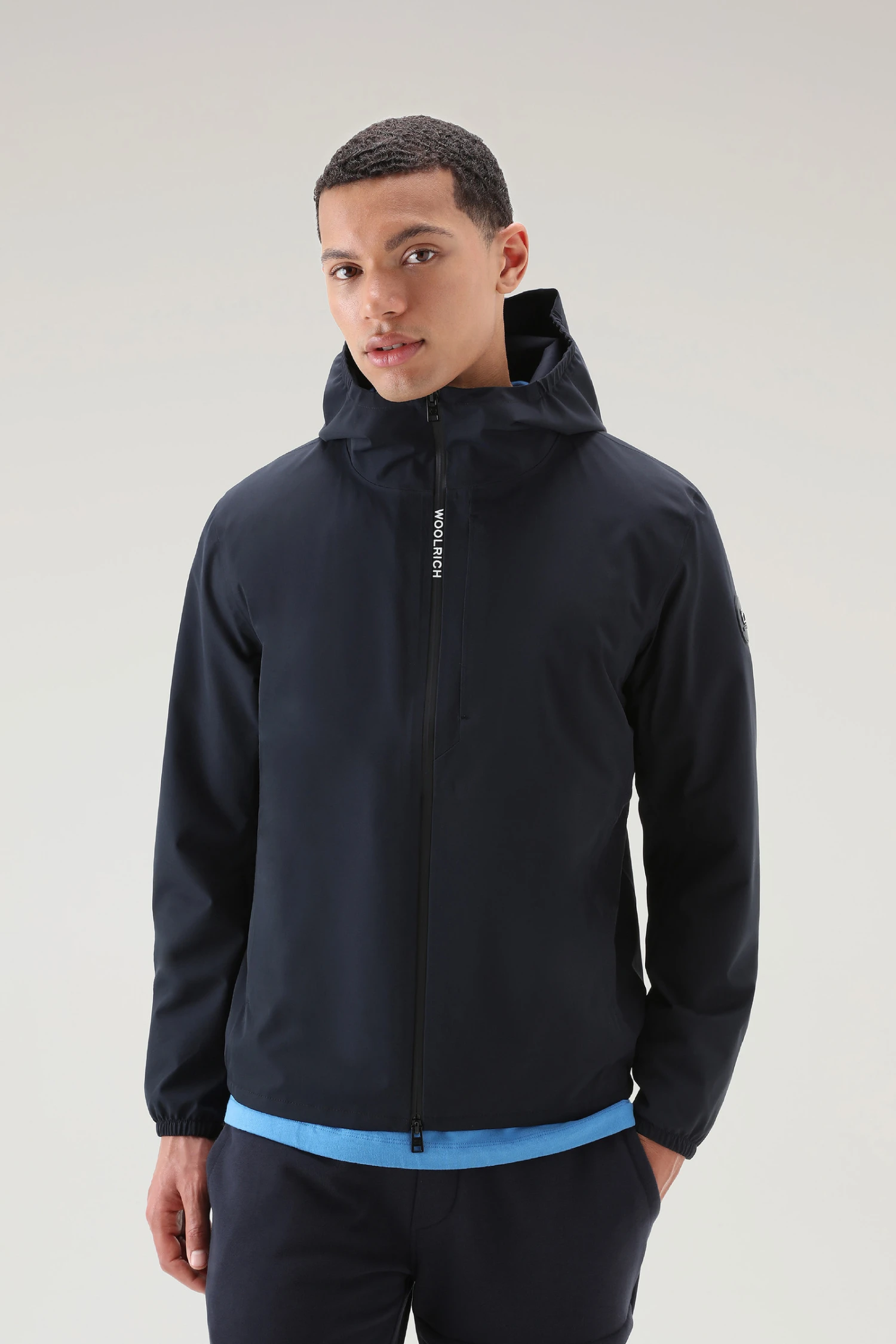 Woolrich Giacca Pacific Impermeabile Con Cappuccio - Uomo - Blu 3 Woolrich Giacca Pacific Impermeabile Con Cappuccio - Uomo - Blu
