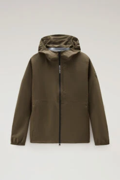 Woolrich Giacca Pacific Impermeabile Con Cappuccio - Uomo - Verde 16 Woolrich Giacca Pacific Impermeabile Con Cappuccio - Uomo - Verde -Offerta Economica Vestiario CFWOOU0693MRUT3280 614 4