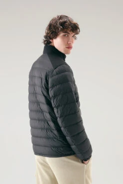 Woolrich Piumino Leggero Bering Tech In Microfibra - Uomo - Nero -Offerta Economica Vestiario CFWOOU0697MRUT2635 100 2