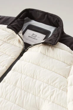 Woolrich Piumino Leggero Bering Tech In Microfibra - Uomo - Bianco -Offerta Economica Vestiario CFWOOU0697MRUT2635 8743 5