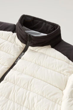 Woolrich Piumino Leggero Bering Tech In Microfibra - Uomo - Bianco -Offerta Economica Vestiario CFWOOU0697MRUT2635 8743 6