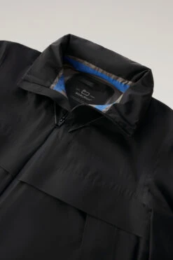 Woolrich Giacca High Tech In GORE-TEX INFINIUM Impermeabile Con Cappuccio Richiudibile - Uomo - Nero 18 Woolrich Giacca High Tech In GORE-TEX INFINIUM Impermeabile Con Cappuccio Richiudibile - Uomo - Nero -Offerta Economica Vestiario CFWOOU0701MRUT3340 100 6