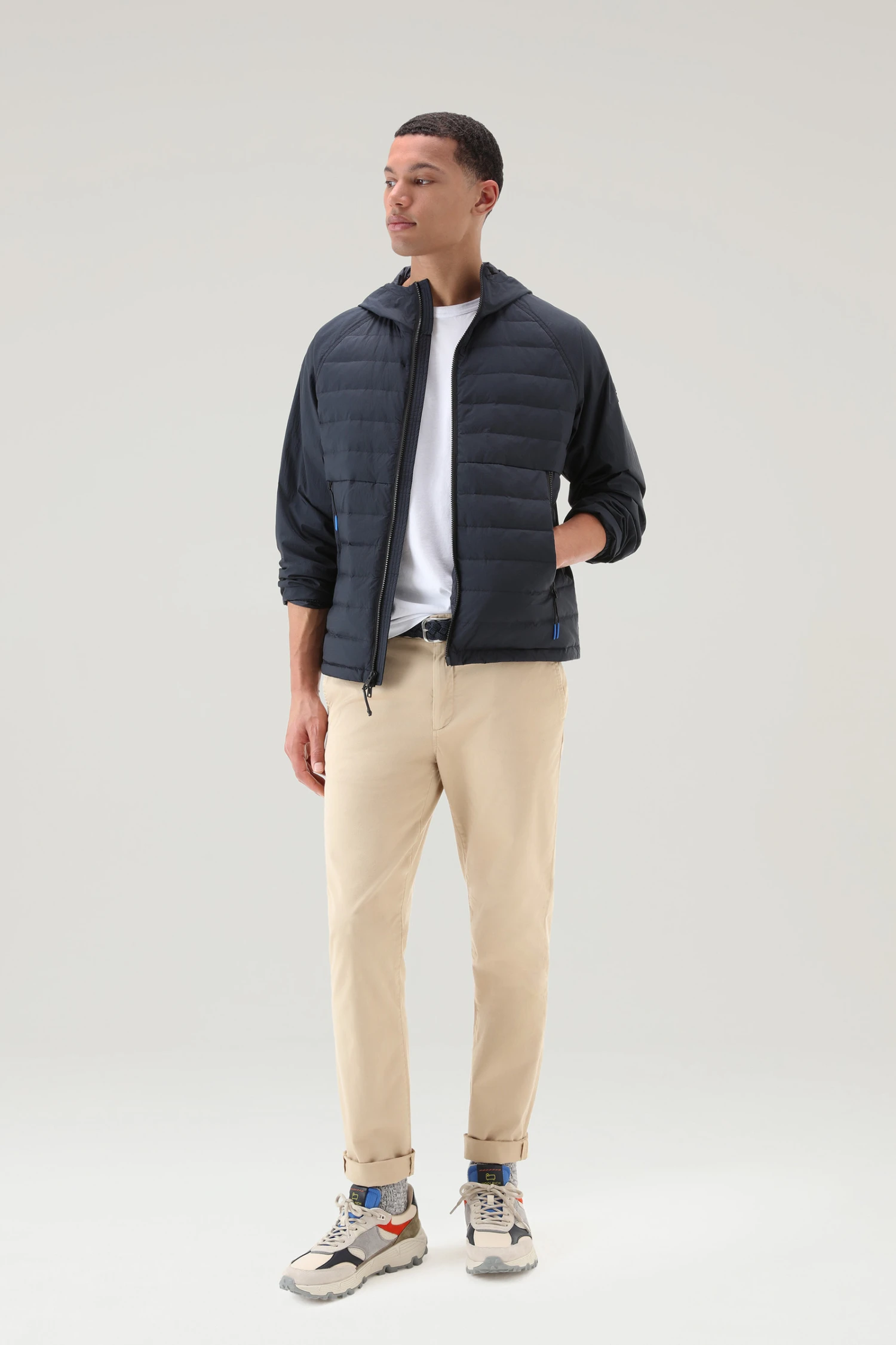 Woolrich Giacca Hybrid In Nylon Crinkle Con Trapuntatura Frontale E Cappuccio - Uomo - Blu 4 Woolrich Giacca Hybrid In Nylon Crinkle Con Trapuntatura Frontale E Cappuccio - Uomo - Blu - immagine 2