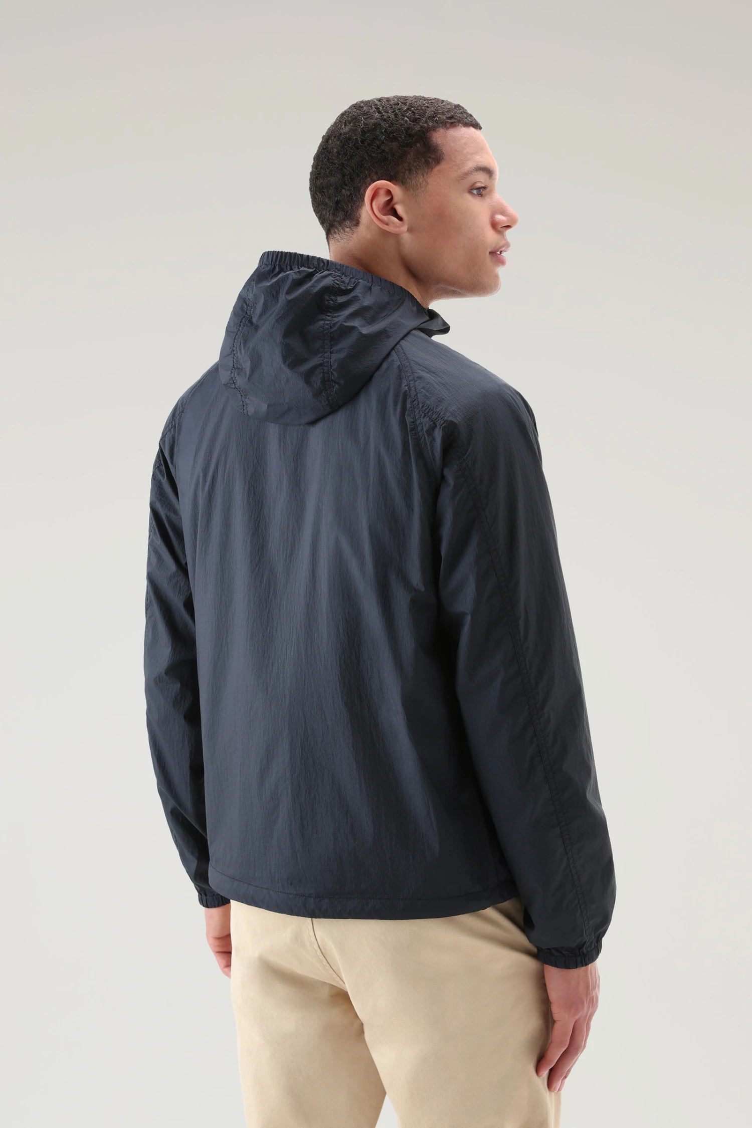 Woolrich Giacca Hybrid In Nylon Crinkle Con Trapuntatura Frontale E Cappuccio - Uomo - Blu 5 Woolrich Giacca Hybrid In Nylon Crinkle Con Trapuntatura Frontale E Cappuccio - Uomo - Blu - immagine 3