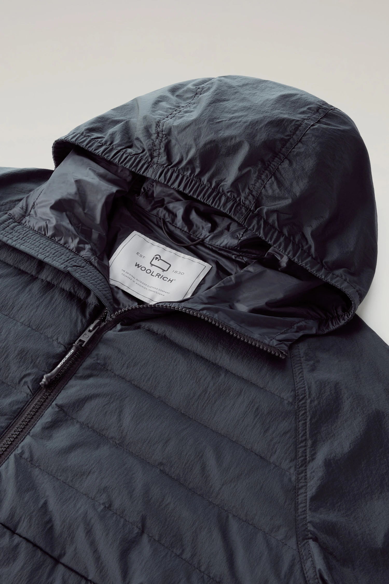 Woolrich Giacca Hybrid In Nylon Crinkle Con Trapuntatura Frontale E Cappuccio - Uomo - Blu 8 Woolrich Giacca Hybrid In Nylon Crinkle Con Trapuntatura Frontale E Cappuccio - Uomo - Blu - immagine 6