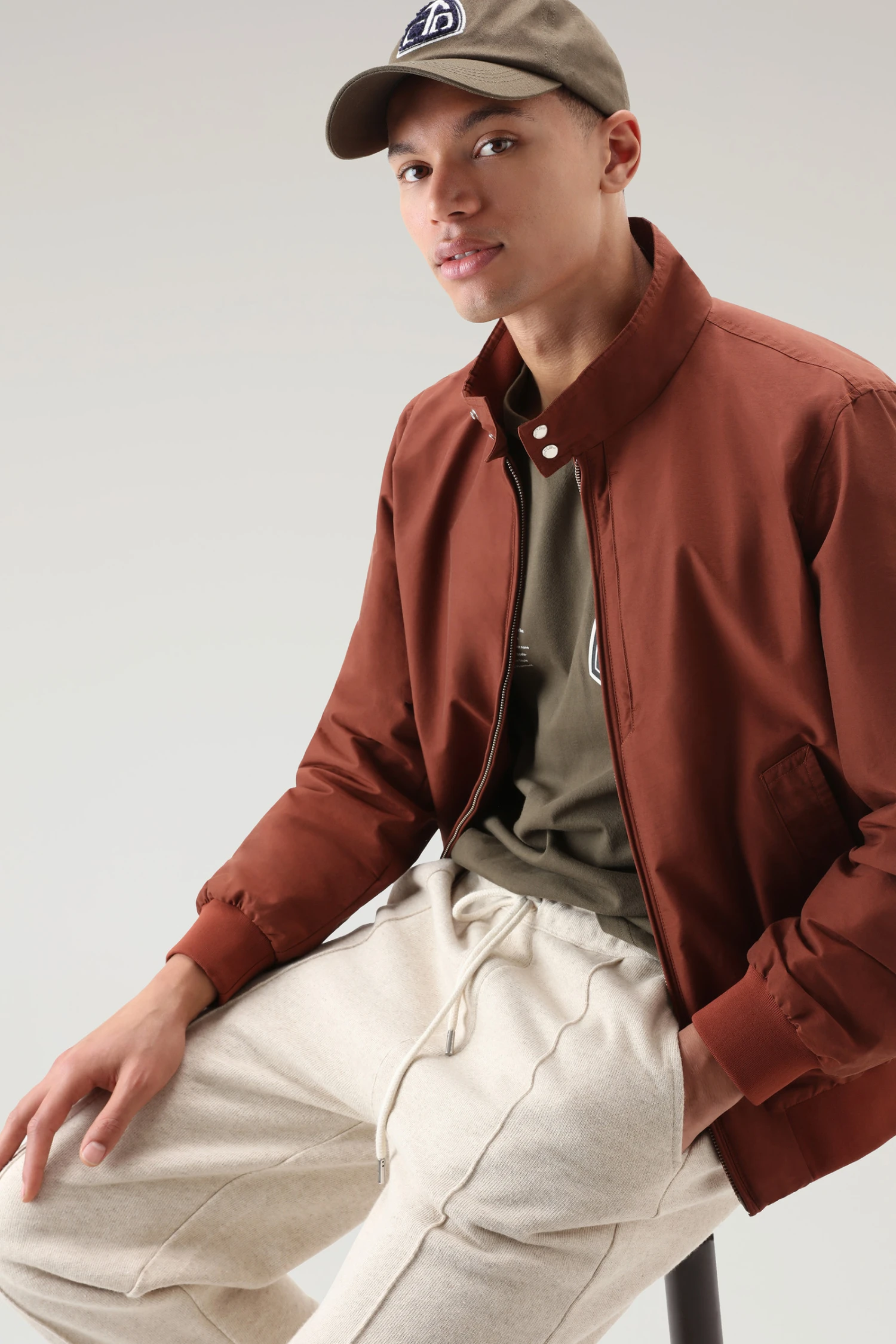 Woolrich Bomber Cruiser In Light Eco Ramar - Uomo - Marrone 6 Woolrich Bomber Cruiser In Light Eco Ramar - Uomo - Marrone - immagine 4