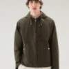 Woolrich Giacca Lobster In Light Eco Ramar Con Cappuccio - Uomo - Verde -Offerta Economica Vestiario CFWOOU0708MRUT2538 614