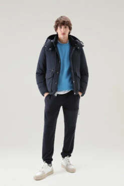 Woolrich Giacca Aleutian In Nylon Eco Taslan Imbottita Con Cappuccio Removibile - Uomo - Blu -Offerta Economica Vestiario CFWOOU0715MRUT3327 3989 1