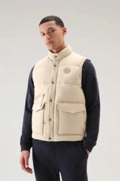 Woolrich Gilet Aleutian In Nylon Riciclato Eco Taslan Trapuntato - Uomo - Beige