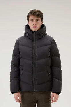 Woolrich Piumino Premium In Nylon Elasticizzato - Uomo - Nero