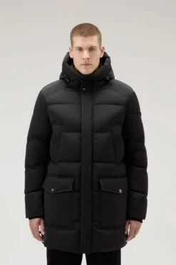 Woolrich Premium Parka Trapuntato In Nylon Elasticizzato - Uomo - Nero