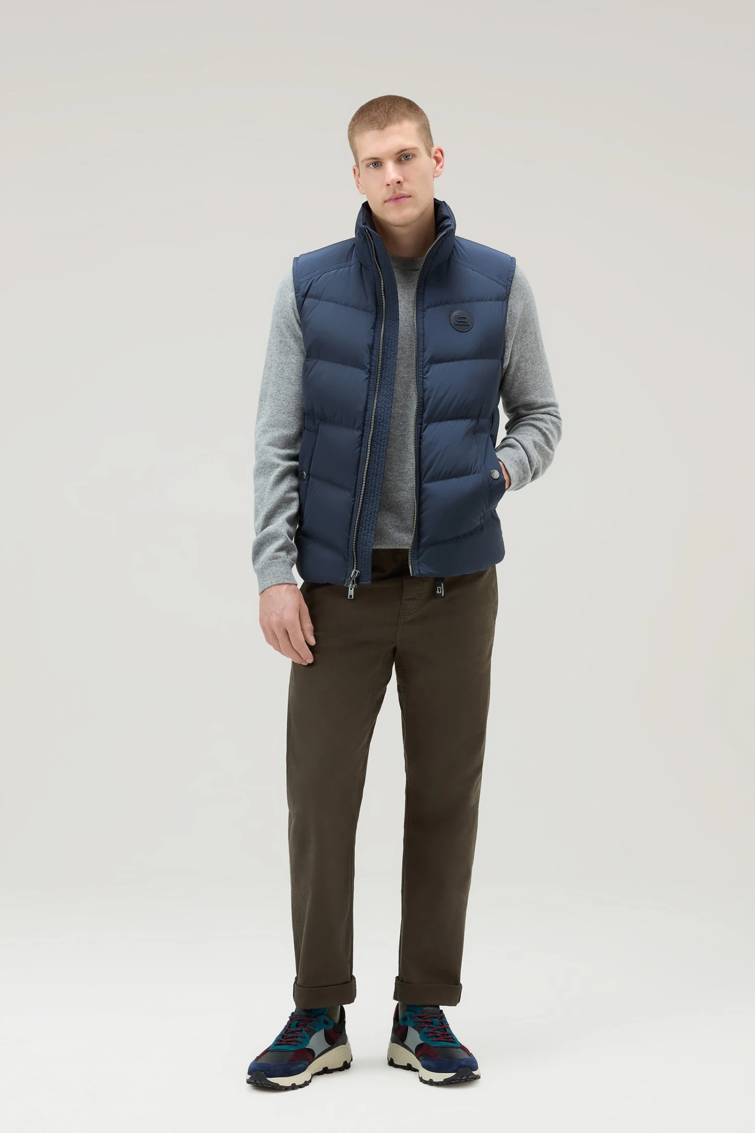 Woolrich Gilet Premium Trapuntato In Nylon Elasticizzato - Uomo - Blu 4 Woolrich Gilet Premium Trapuntato In Nylon Elasticizzato - Uomo - Blu - immagine 2