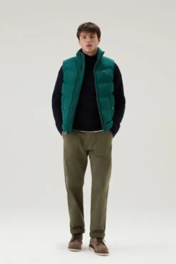 Woolrich Gilet Premium Trapuntato In Nylon Elasticizzato - Uomo - Verde 12 Woolrich Gilet Premium Trapuntato In Nylon Elasticizzato - Uomo - Verde -Offerta Economica Vestiario CFWOOU0776MRUT3515 6221 1