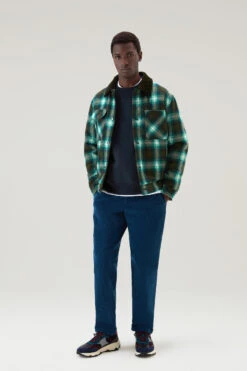 Woolrich Giacca Trucker In Misto Lana Riciclata Imbottita - Uomo - Verde -Offerta Economica Vestiario CFWOOU0779MRUT3093 6601 1