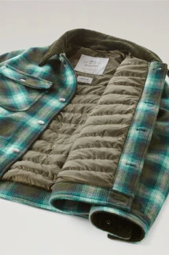 Woolrich Giacca Trucker In Misto Lana Riciclata Imbottita - Uomo - Verde -Offerta Economica Vestiario CFWOOU0779MRUT3093 6601 7